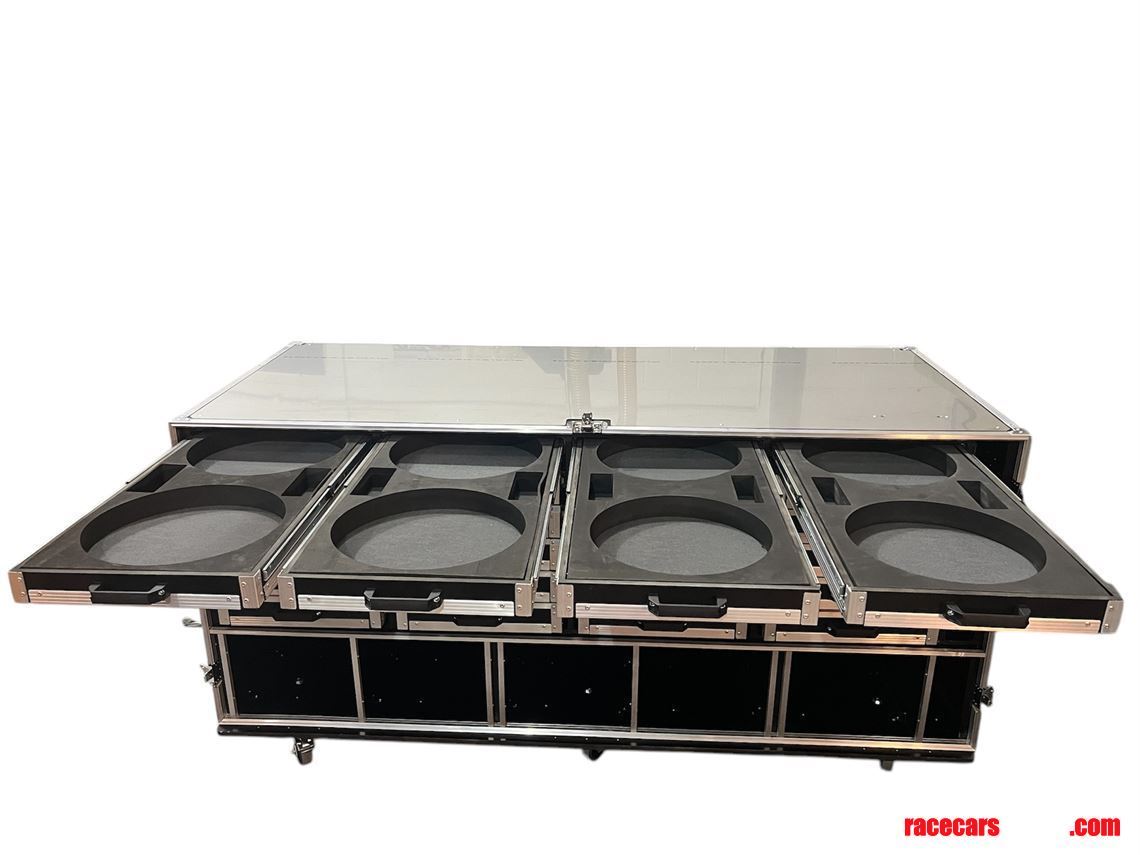 large-brake-discpad-storage-flight-case---vme