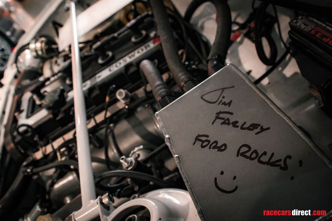 ford-escort-rs-cosworth