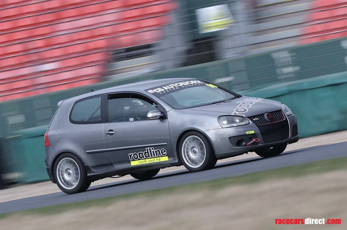 vw-golf-gti-track-car