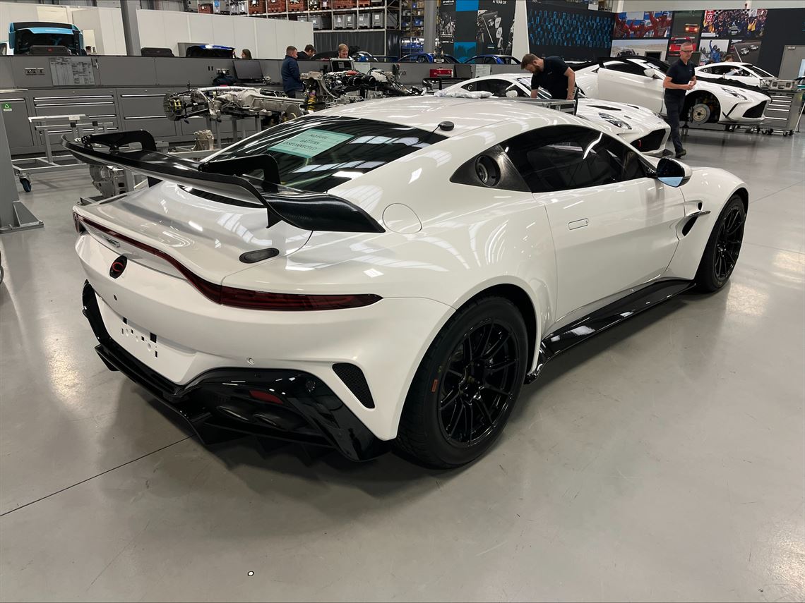 factory-new-aston-martin-vantage