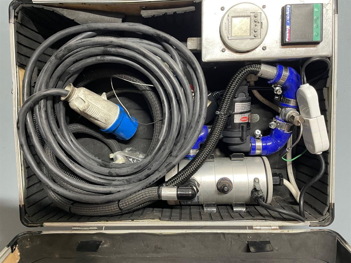 GP2 -F2 Engine-Heater