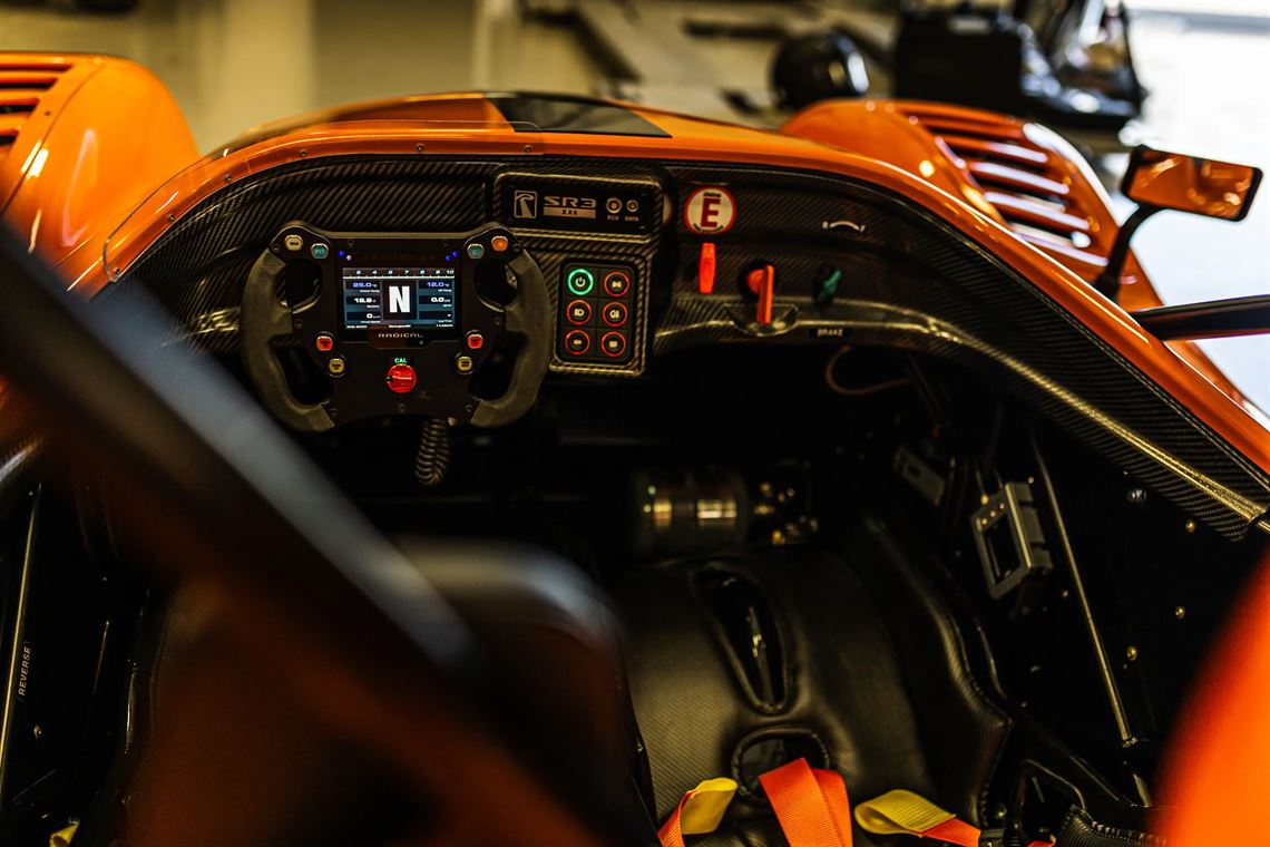 radical-sr3-xxr---factory-ex-demo