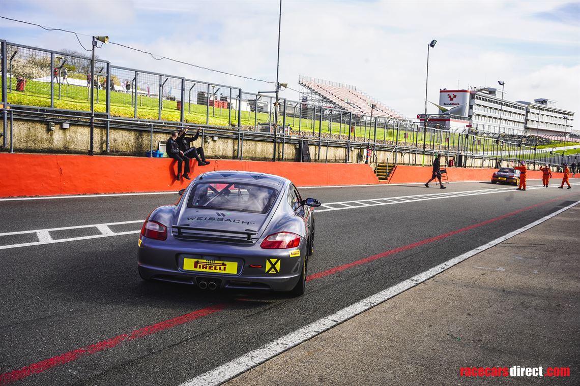 porsche-9871-cayman-s