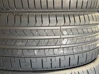 mc-mclaren-2253520-tyres