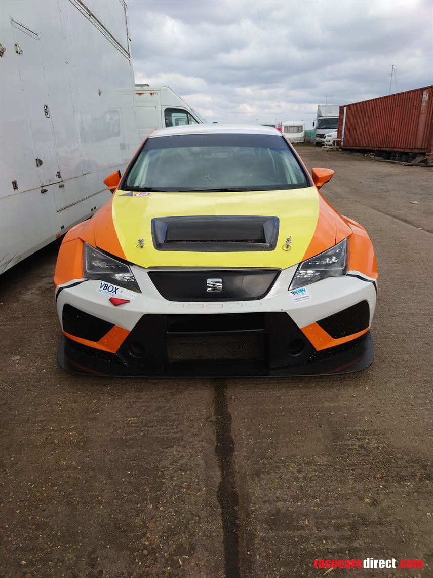 seat-cupra-tcr-seq-abs-lr