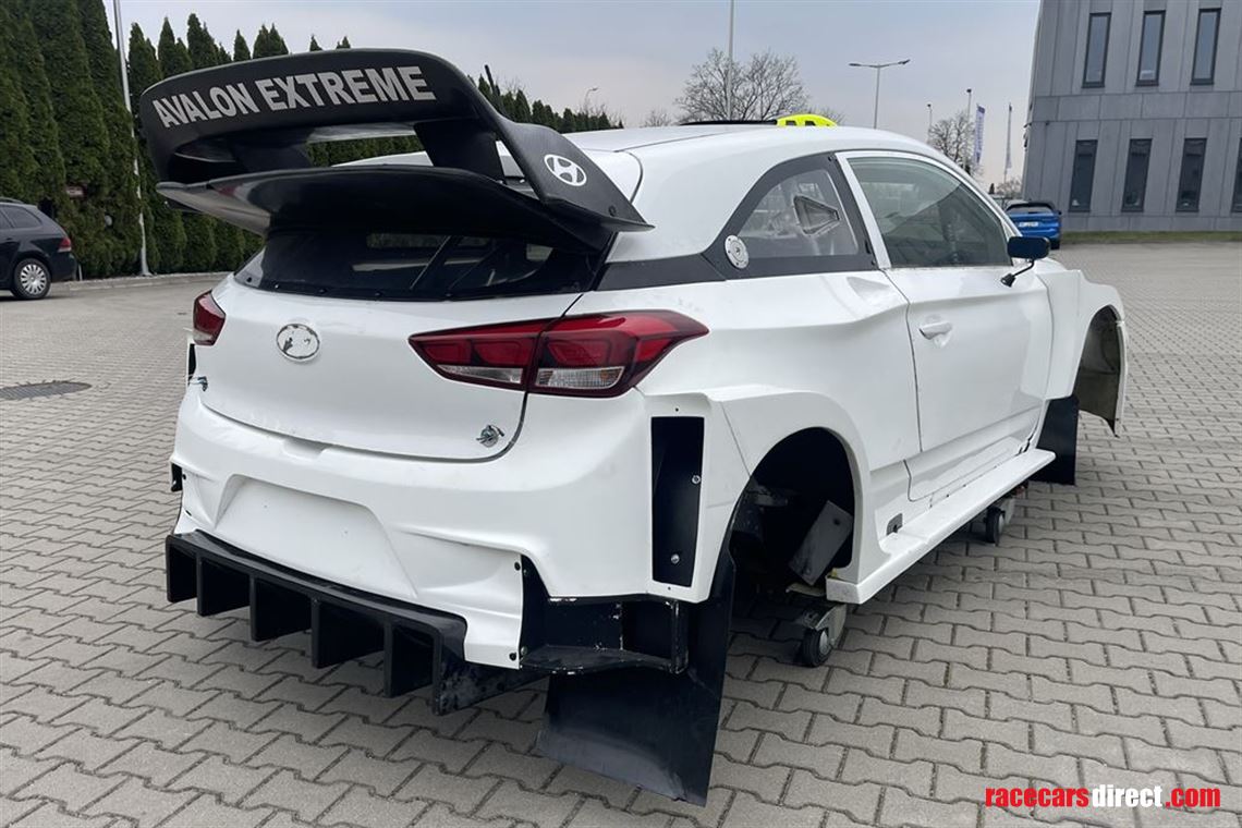 hyundai-i20-coupe-proto-wrc-full-bodyshell--