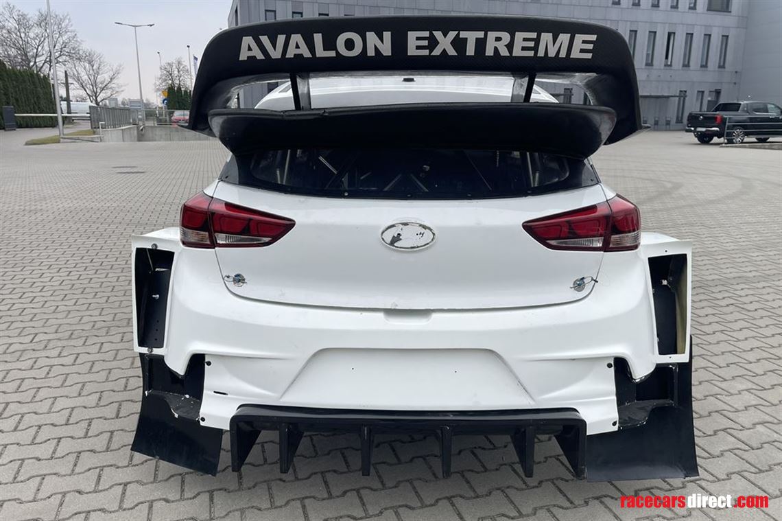 hyundai-i20-coupe-proto-wrc-full-bodyshell--