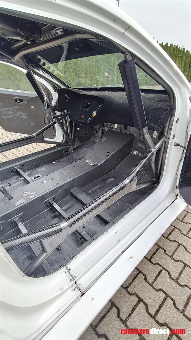 hyundai-i20-coupe-proto-wrc-full-bodyshell--