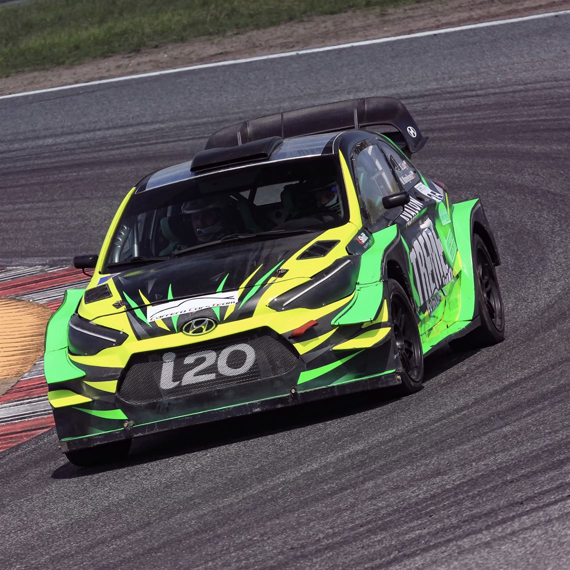 hyundai-i20-coupe-proto-wrc-full-bodyshell--