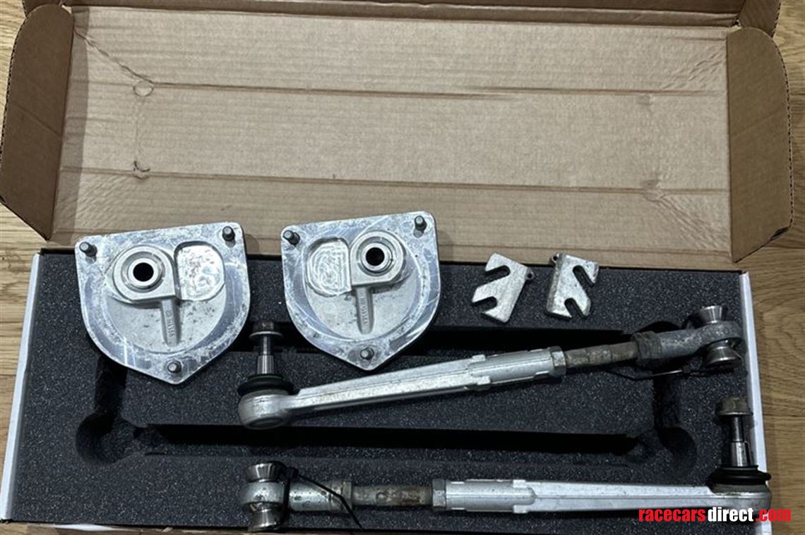 porsche-cayman-718981-gt4-manthey-racing-trac