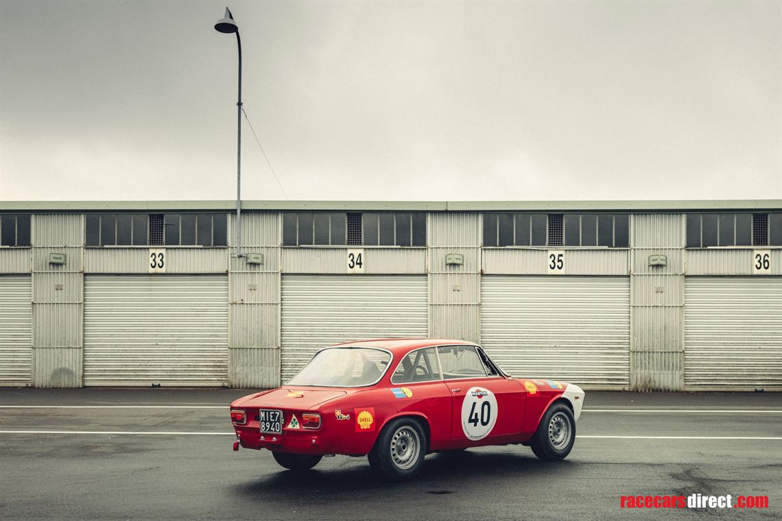 1965-alfa-romeo-giulia-sprint-1600-gta-corsa
