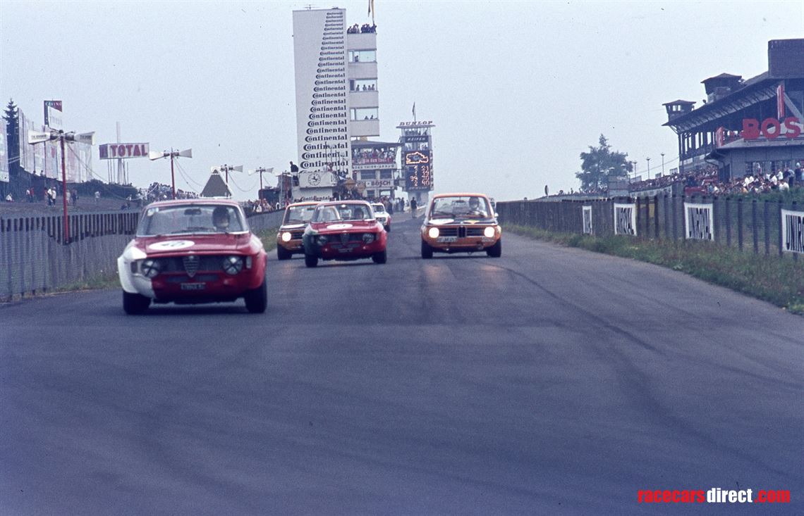 1965-alfa-romeo-giulia-sprint-1600-gta-corsa