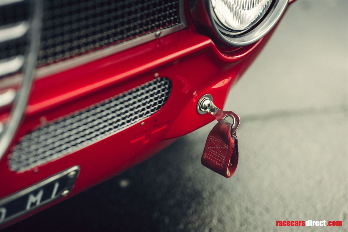 1965-alfa-romeo-giulia-sprint-1600-gta-corsa