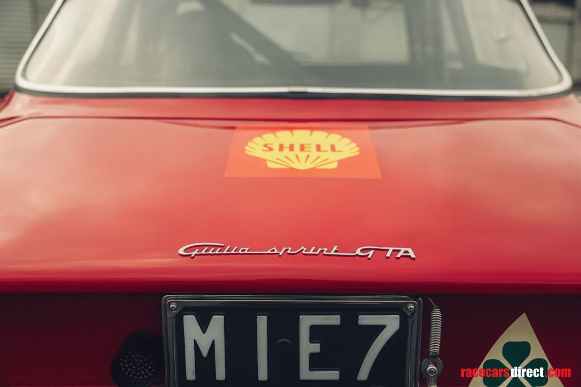 1965-alfa-romeo-giulia-sprint-1600-gta-corsa