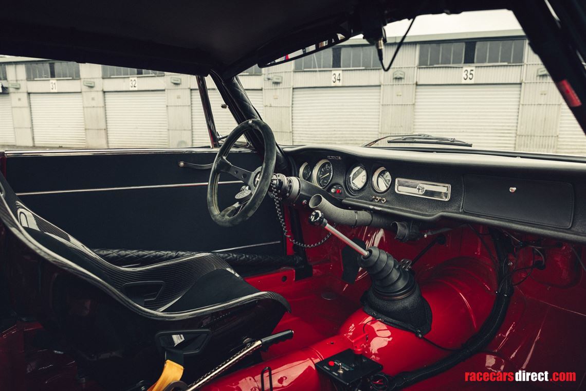 1965-alfa-romeo-giulia-sprint-1600-gta-corsa