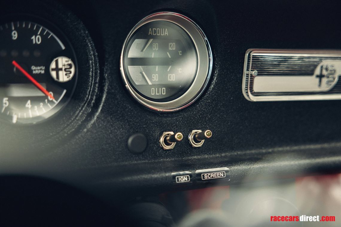 1965-alfa-romeo-giulia-sprint-1600-gta-corsa