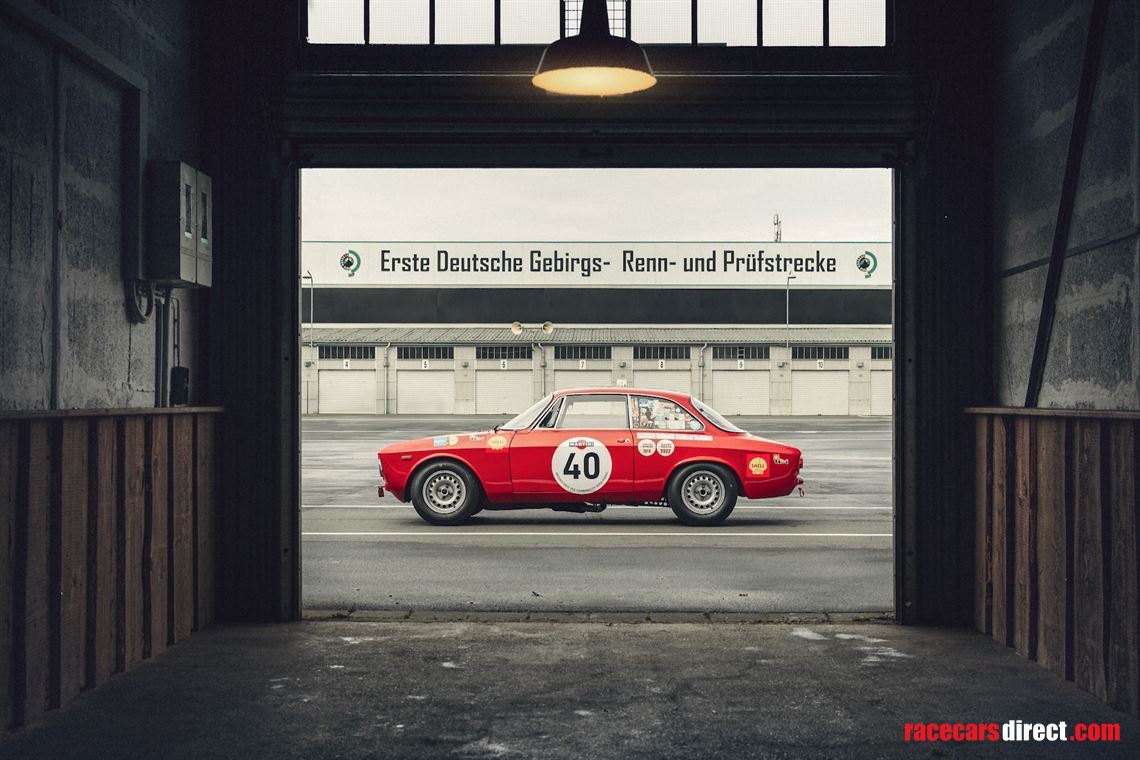 1965-alfa-romeo-giulia-sprint-1600-gta-corsa
