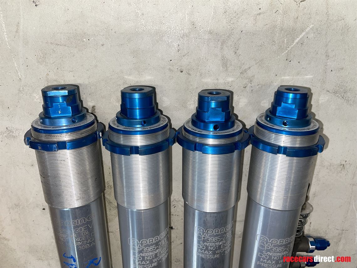 x4-ap-racing-air-jacks