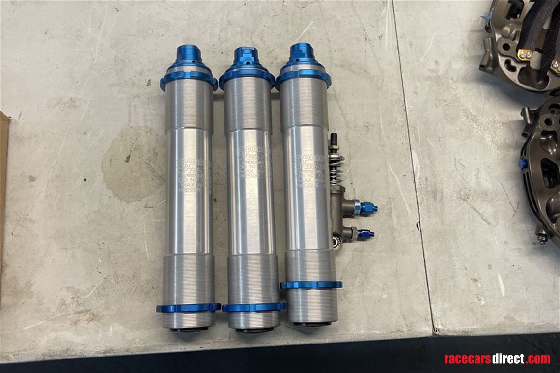 x4-ap-racing-air-jacks