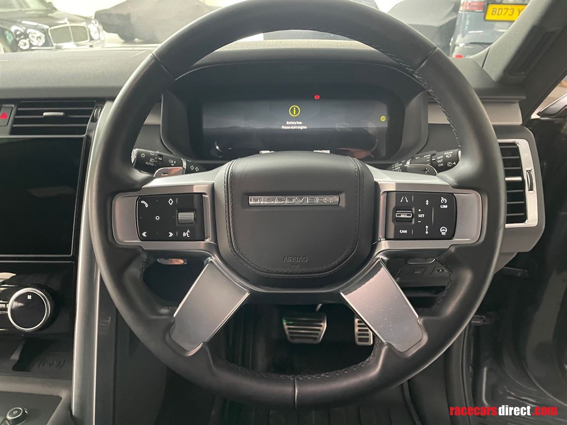 land-rover-discovery-dynamic-hse-d-mhev-auto