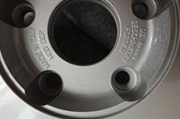 dimensions shot for the front wheel