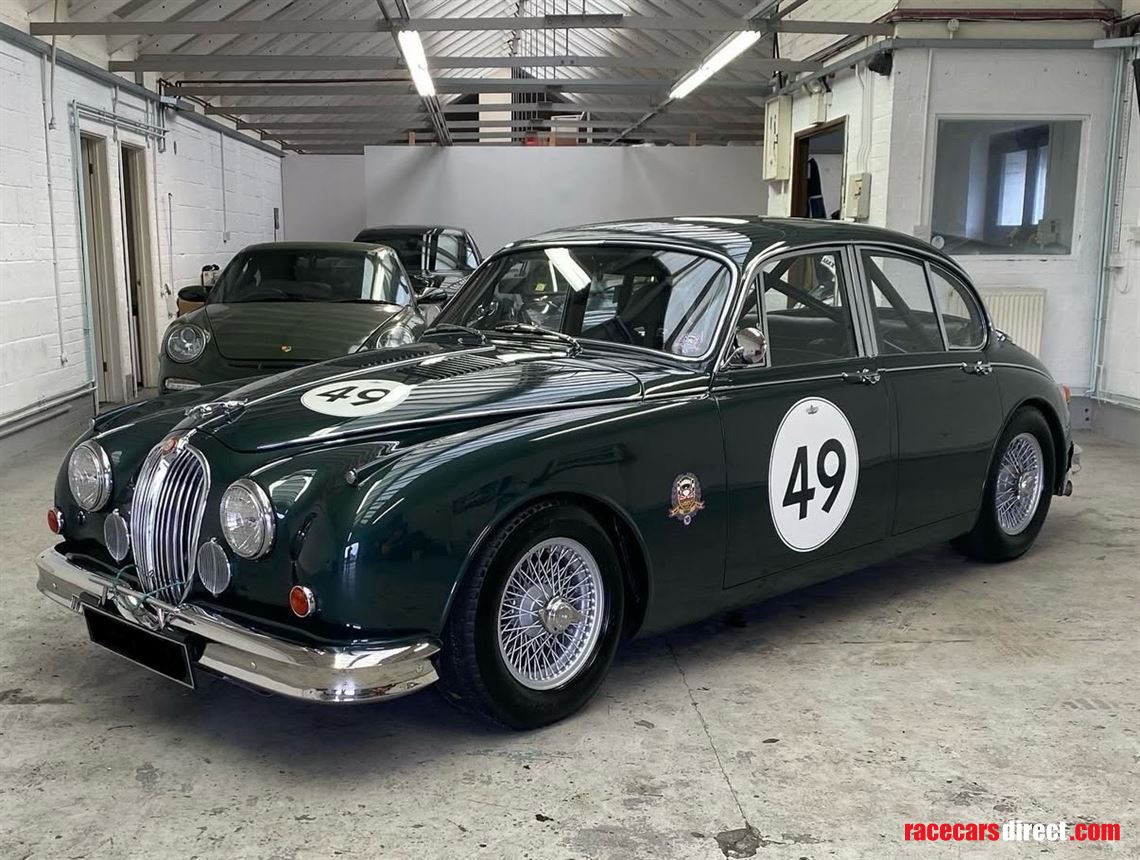 jaguar-mk2-38-race-car