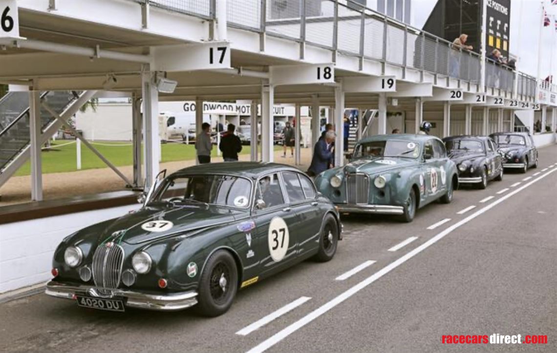 jaguar-mk2-38-race-car