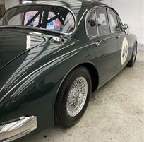 jaguar-mk2-38-race-car