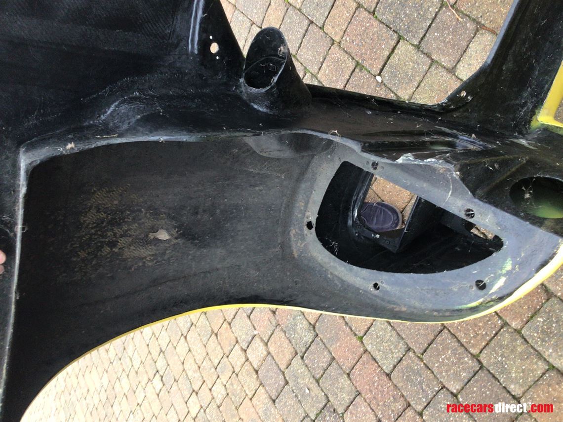 ford-gt40-bodywork-on-offer