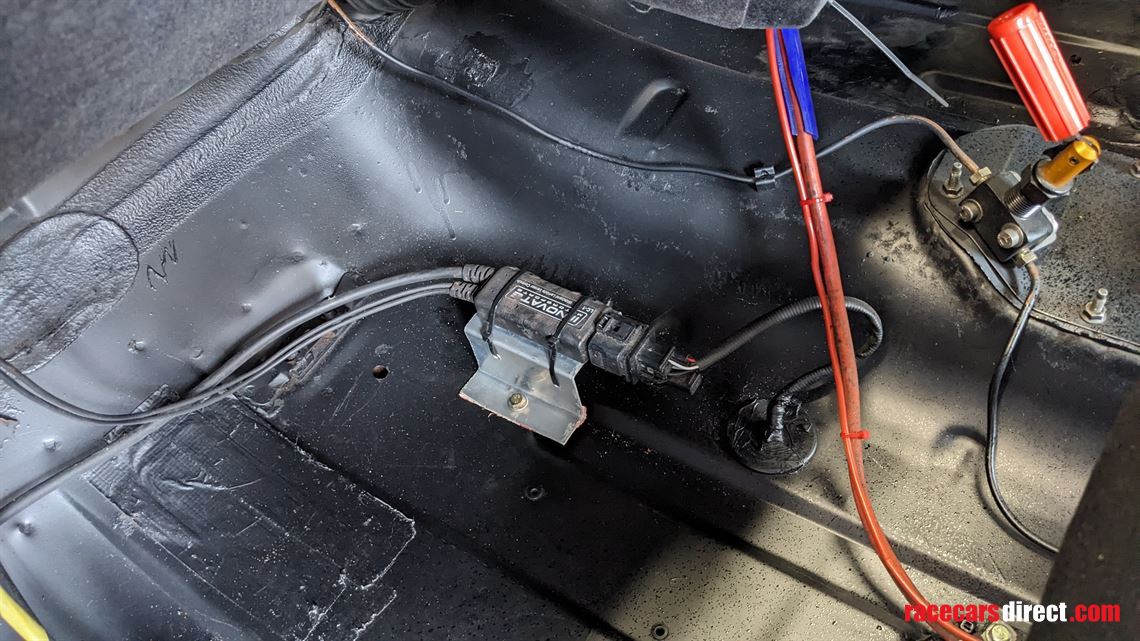 reduced-peugeot-205-19-gti-gti-6-mi16-trackra