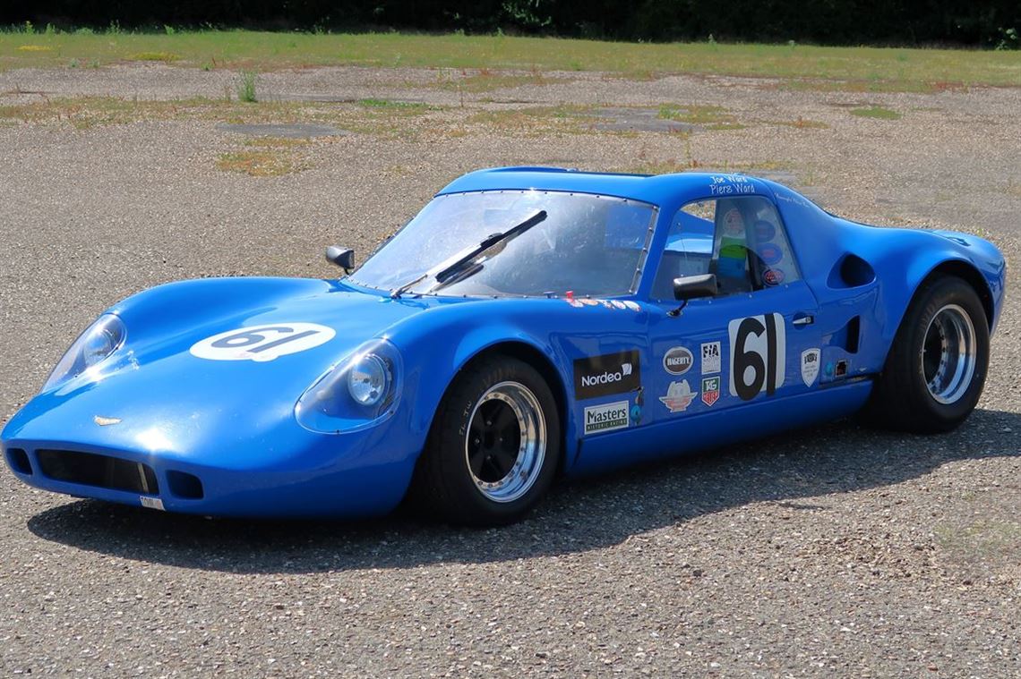 Hall & Hall 1977 Ltd - Chevron B8