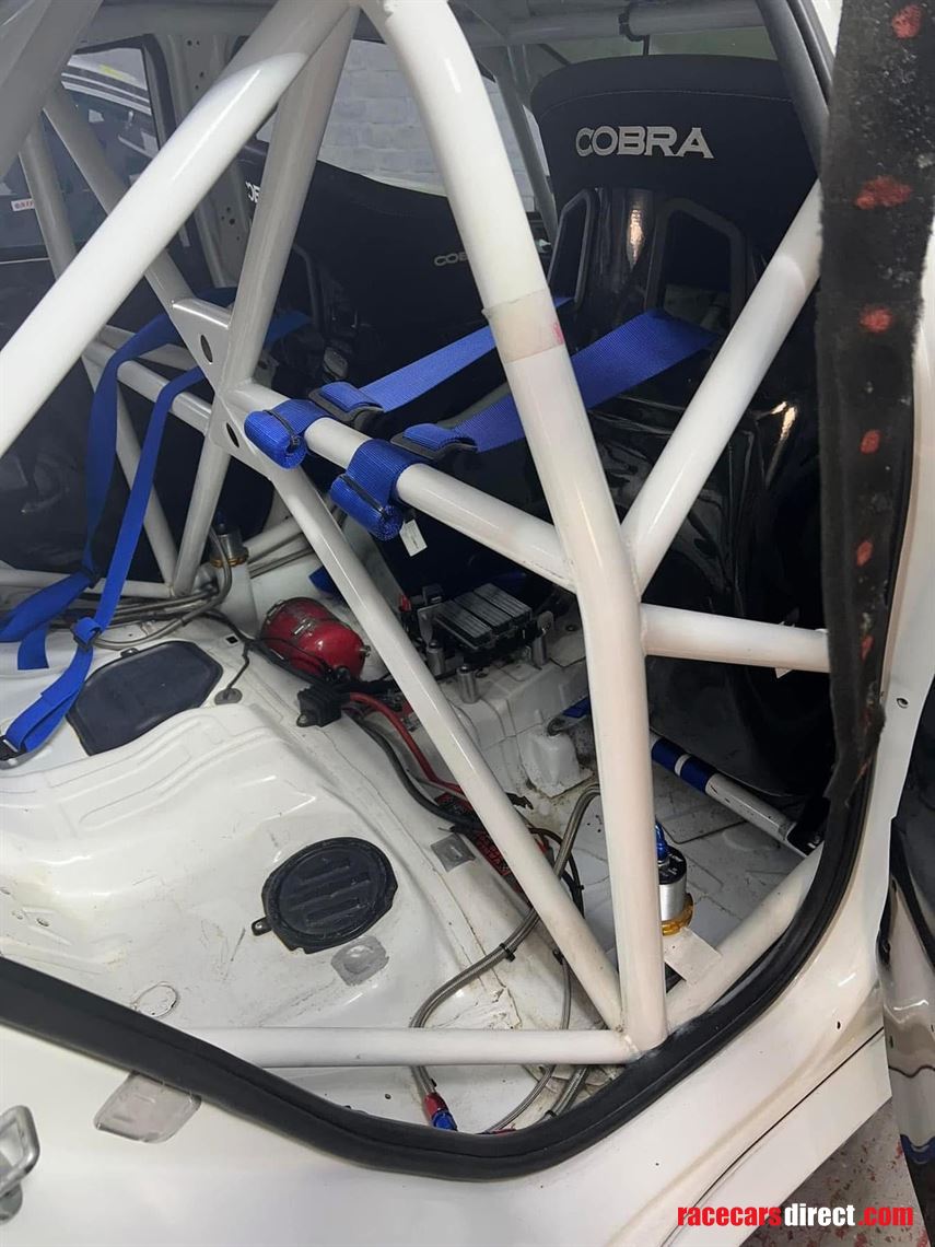 mitsubishi-lancer-evo-10-race-car