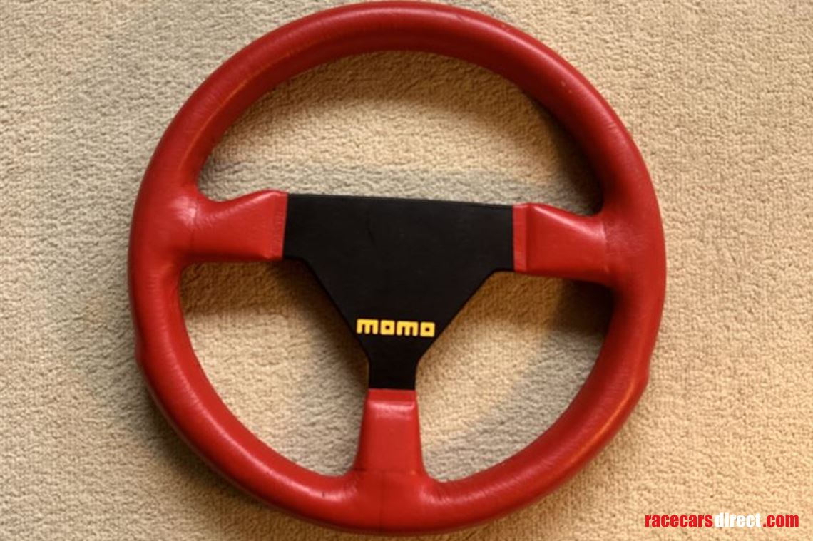 momo-red-leather-steering-wheel-280mm