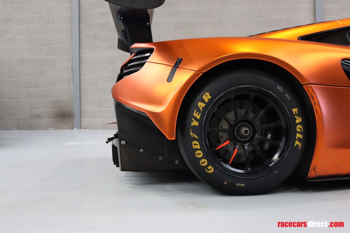 mclaren-650s-gt3-race-car-chassis-no-10-of-15