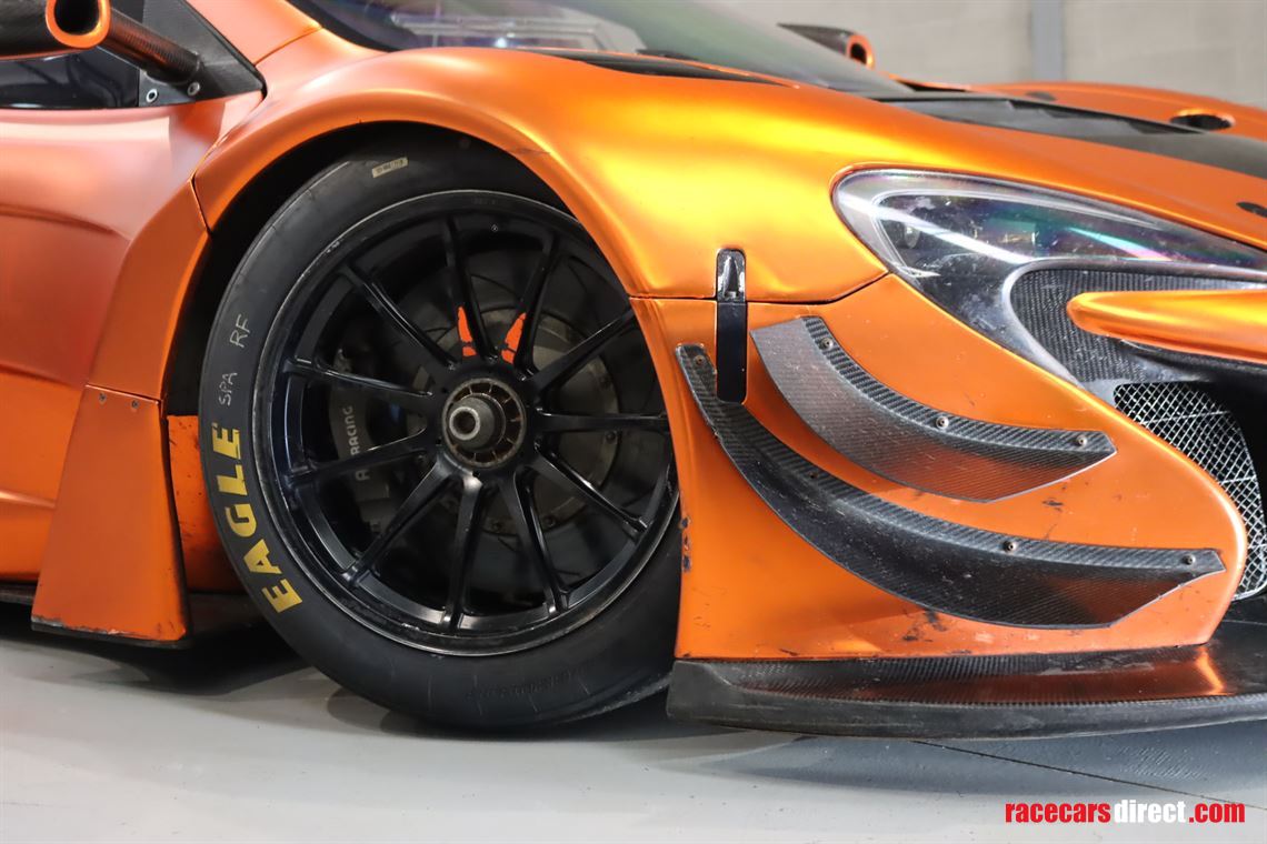 mclaren-650s-gt3-race-car-chassis-no-10-of-15