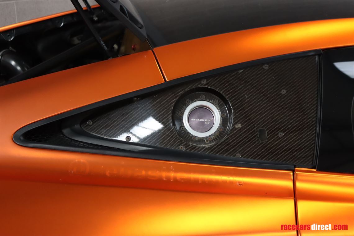 mclaren-650s-gt3-race-car-chassis-no-10-of-15