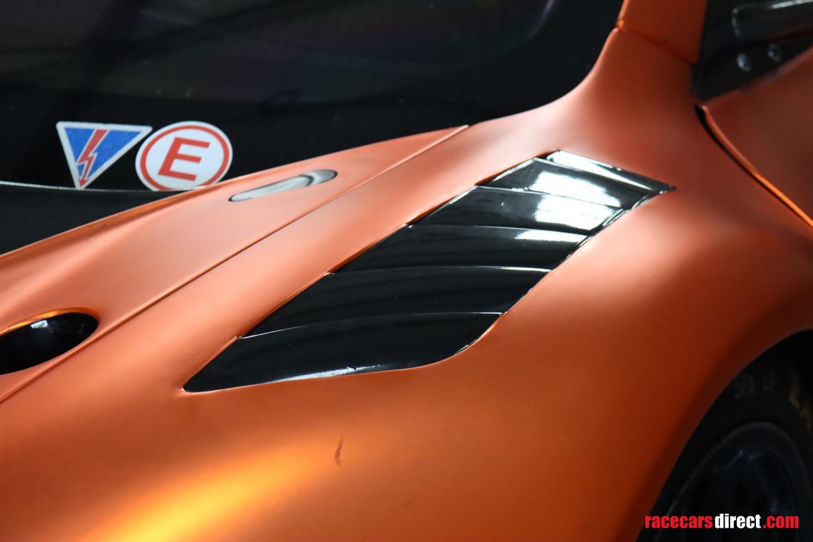 mclaren-650s-gt3-race-car-chassis-no-10-of-15