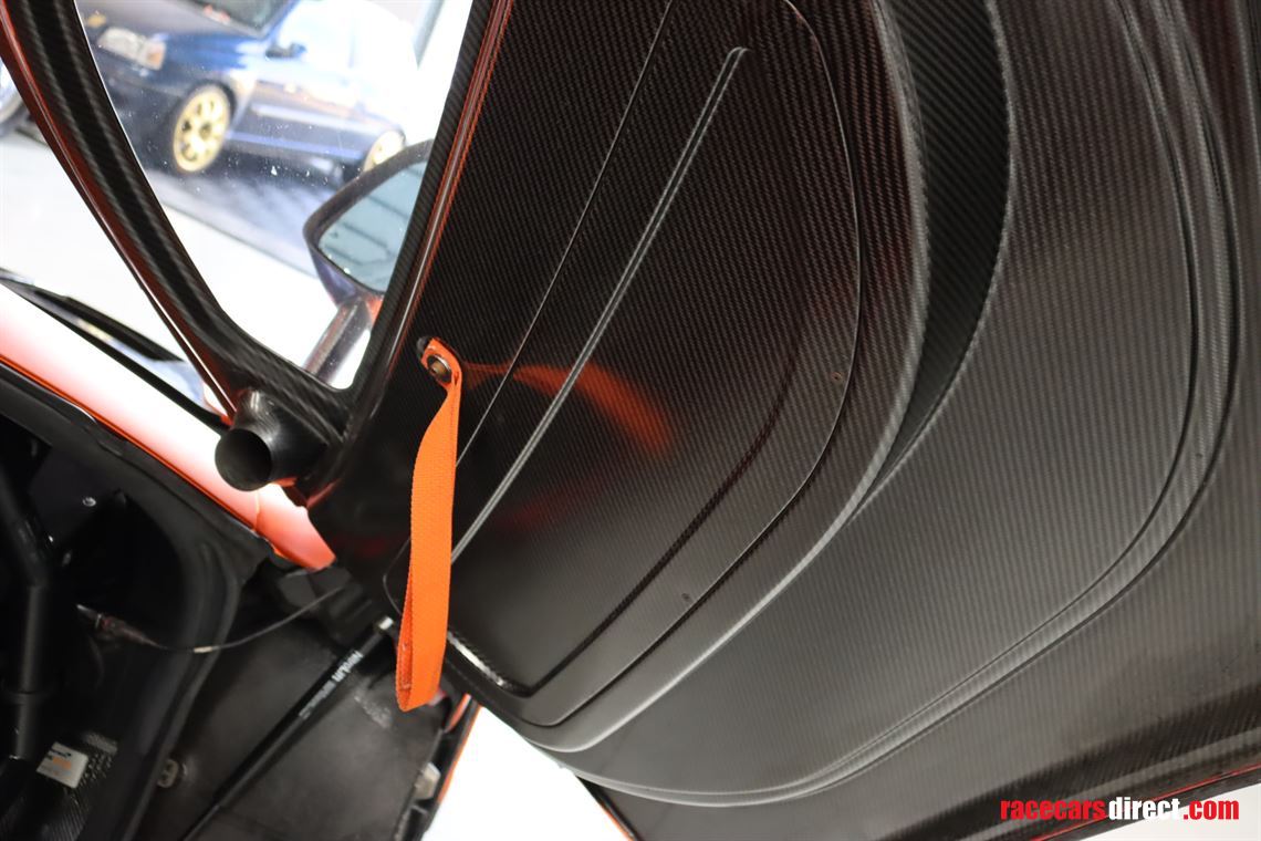 mclaren-650s-gt3-race-car-chassis-no-10-of-15