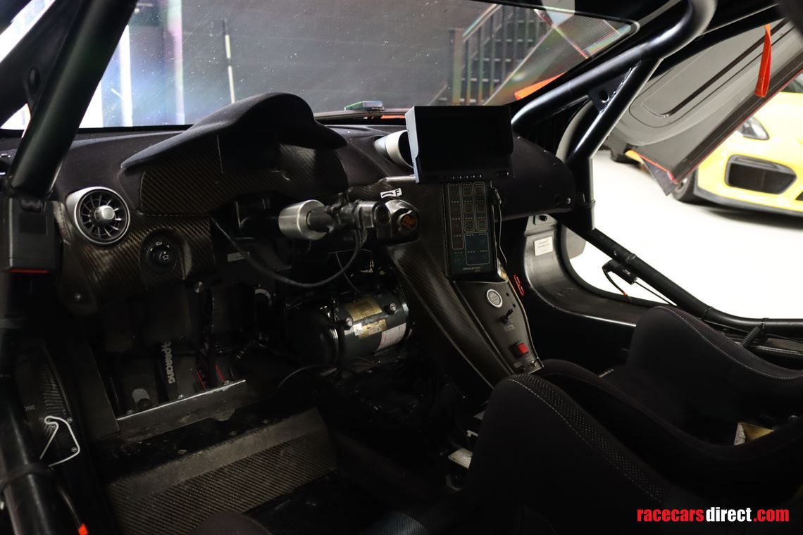 mclaren-650s-gt3-race-car-chassis-no-10-of-15