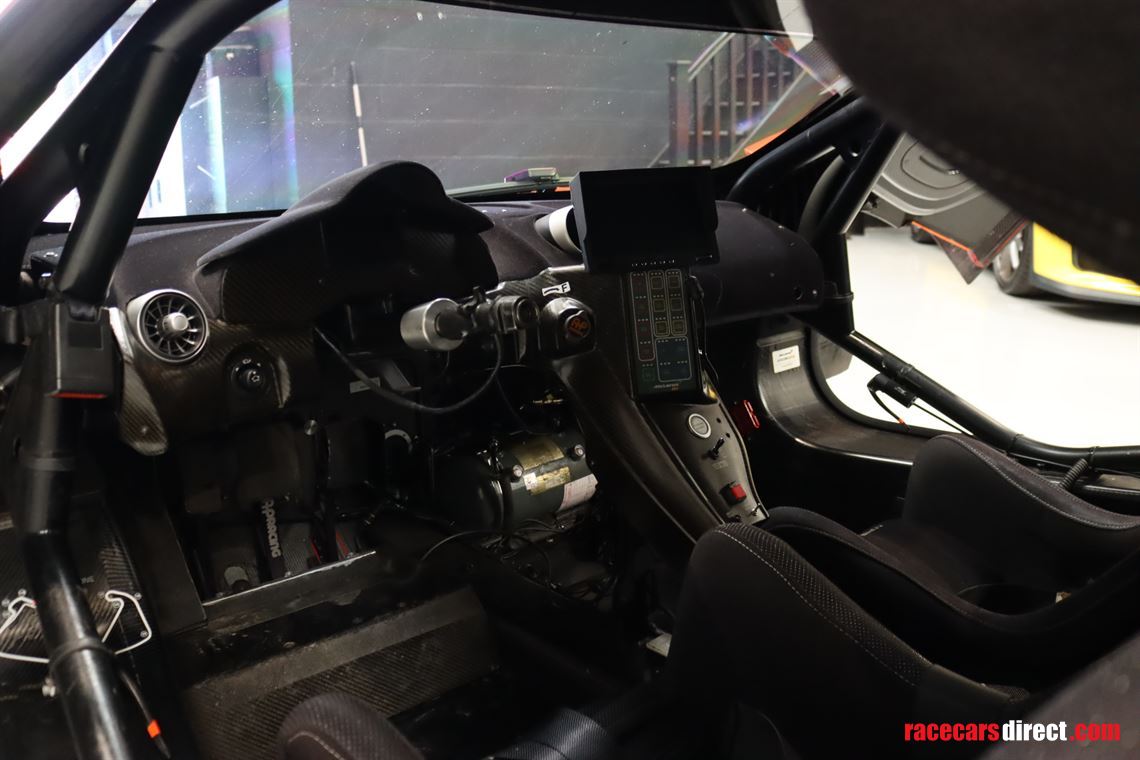 mclaren-650s-gt3-race-car-chassis-no-10-of-15