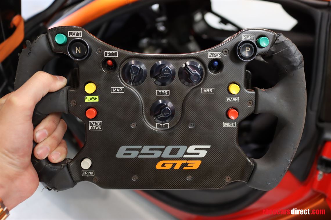 mclaren-650s-gt3-race-car-chassis-no-10-of-15