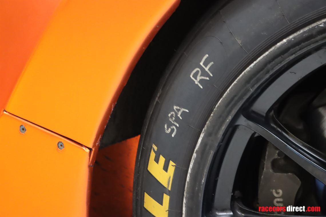 mclaren-650s-gt3-race-car-chassis-no-10-of-15