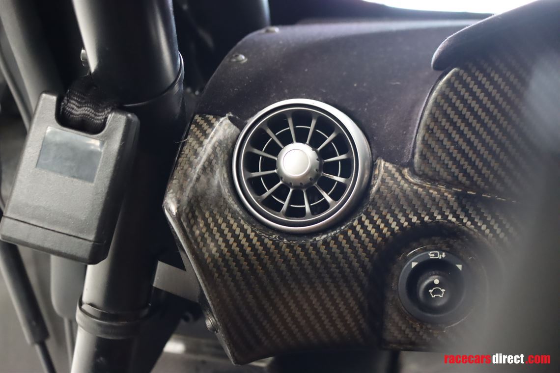 mclaren-650s-gt3-race-car-chassis-no-10-of-15