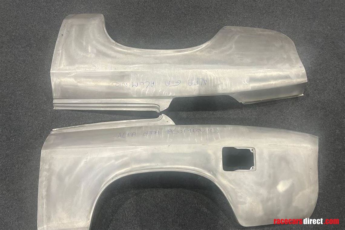 pair-of-alfa-romeo-gta-alloy-rear-wings