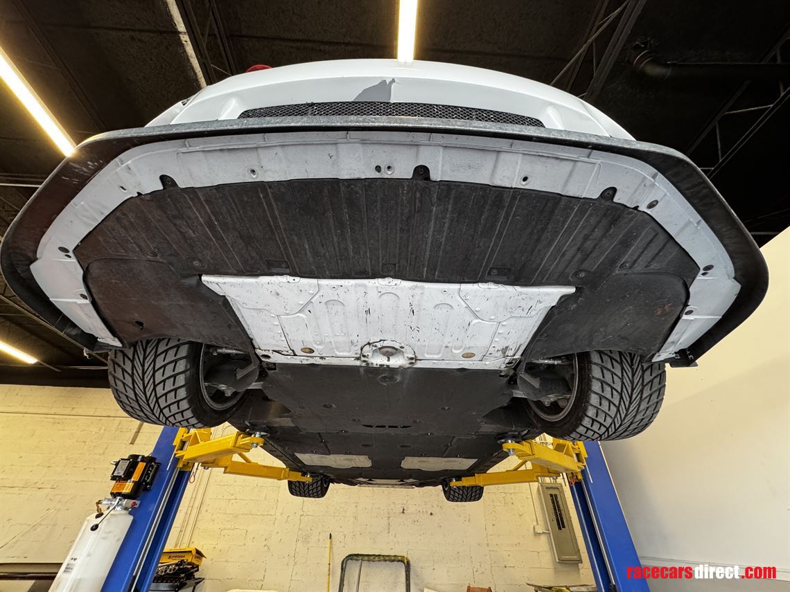 2018-porsche-gt3-cup-car-9912