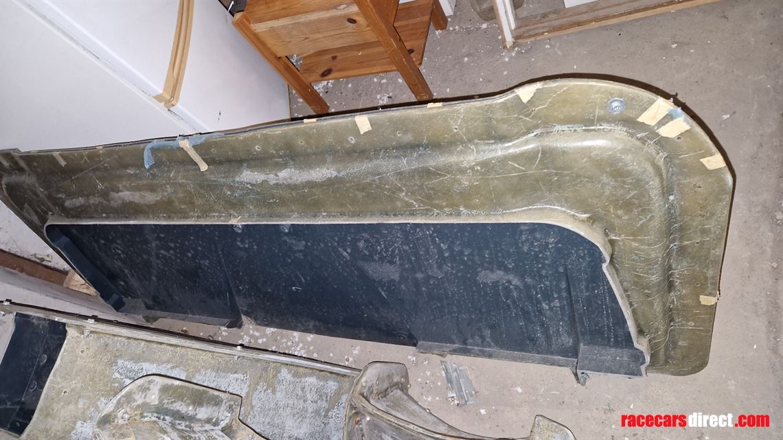 bodywork-moulds-for-caterham-sp300r