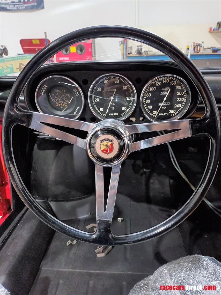 1963-abarth-simca-1300-bialbero