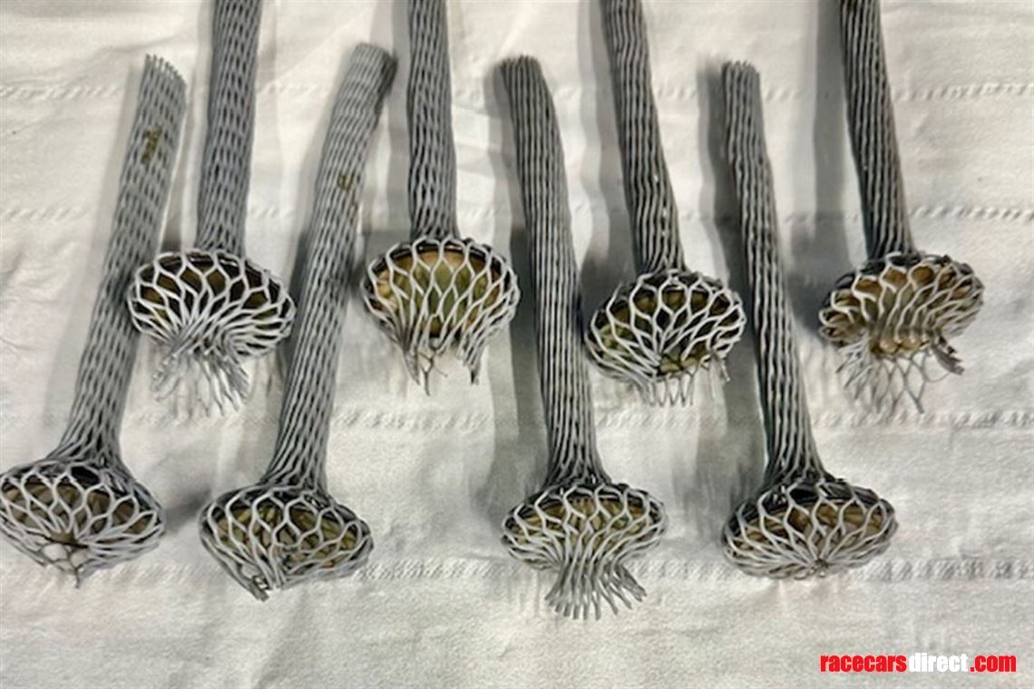 8-titanium-intake-valves-bmw-m127-f2-engine