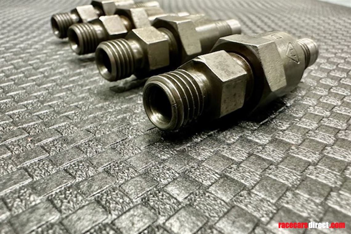 4-kugelfischer-injectors-bmw-2002-ti-racing