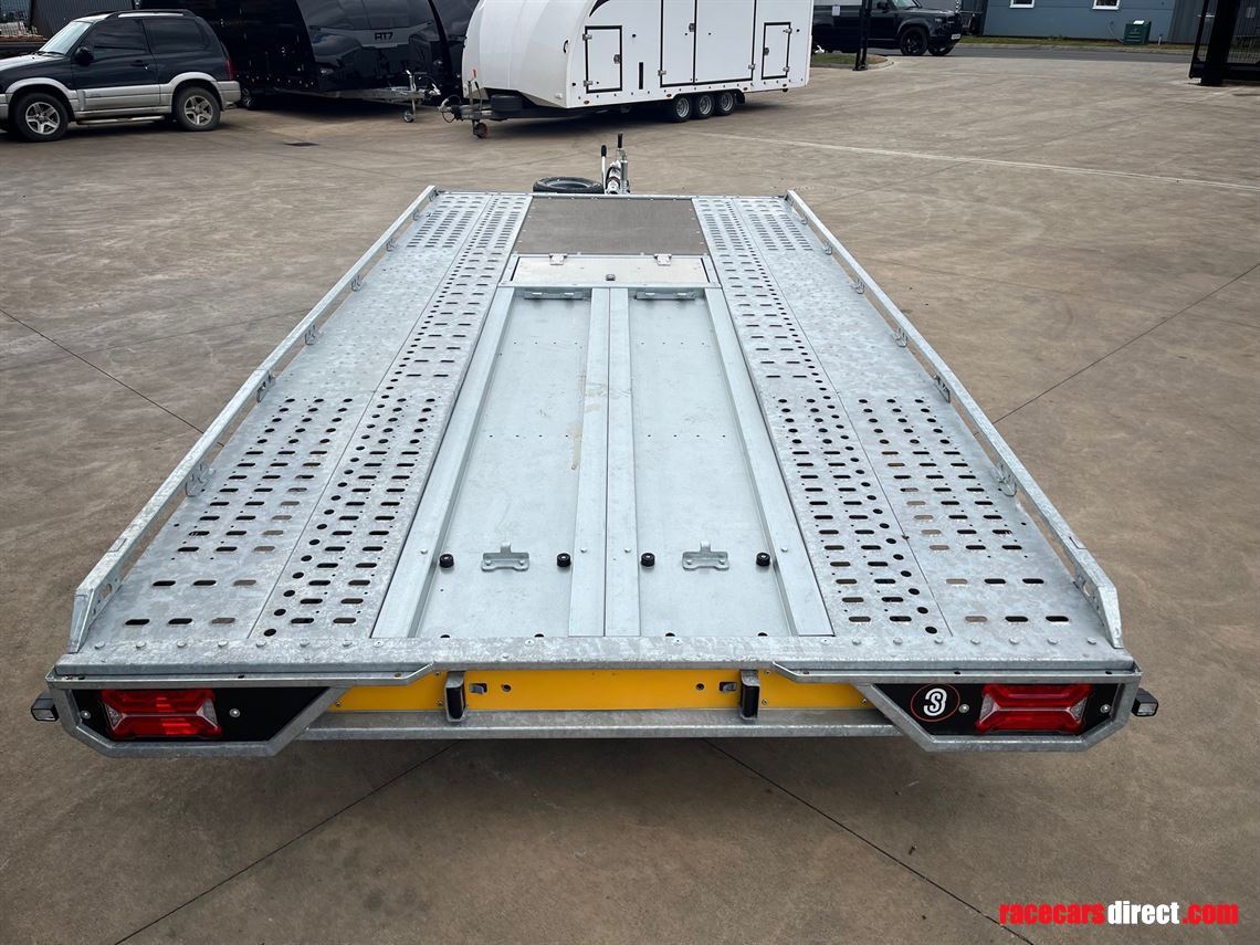 brian-james-t-transporter-45m-x-21m